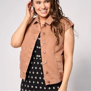 Anybody Women’s Plus Acid Wash Denim Vest Button Front Spice Size 2X
